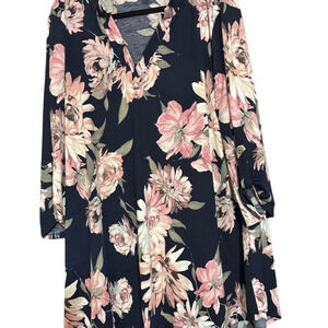 NWOT Floral Navy and Pink V-Neck Long Tunic